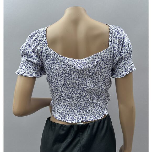 NWT Le Lis Smocked Puff Sleeve Crop Top White Purple Women's Size Large - Picture 6 of 13